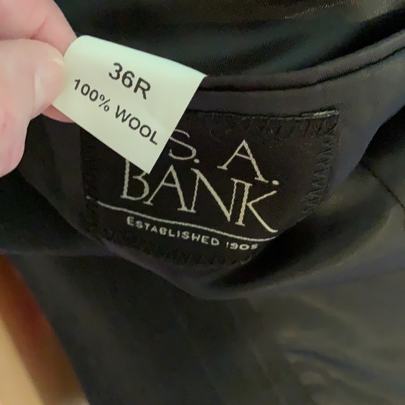 Charcoal pinstripe suit! Excellent condition - Picture 7 of 8